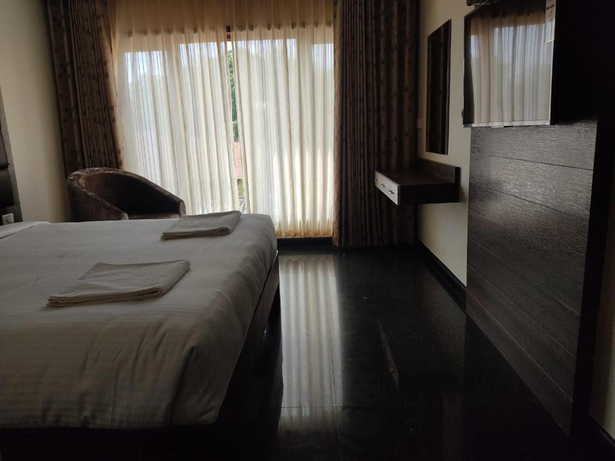 Hotel Vijayarani Tiruchirappalli 外观 照片